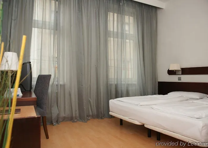 Mate Dependance Hotel